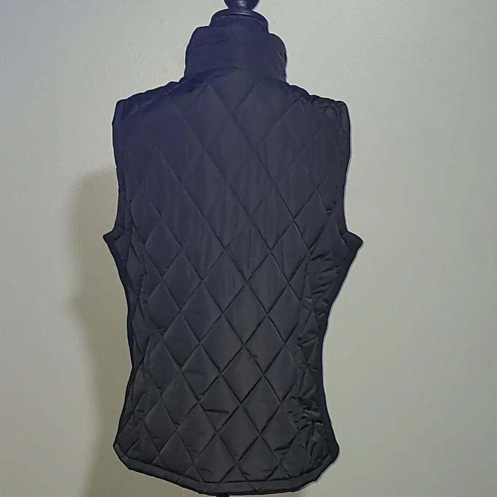 Calvin Klein Black Puffer Vest with Diamond Quilting and High Collar - Picture 6 of 14